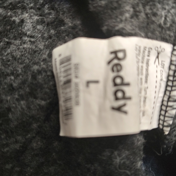 L dog turtleneck pullover - Picture 5 of 5